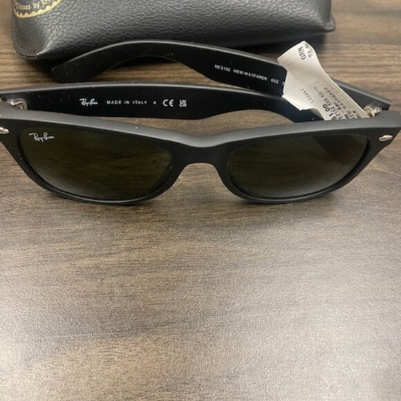 Unisex Sunglasses Rayban Black - with Case color - Picture 3 of 5